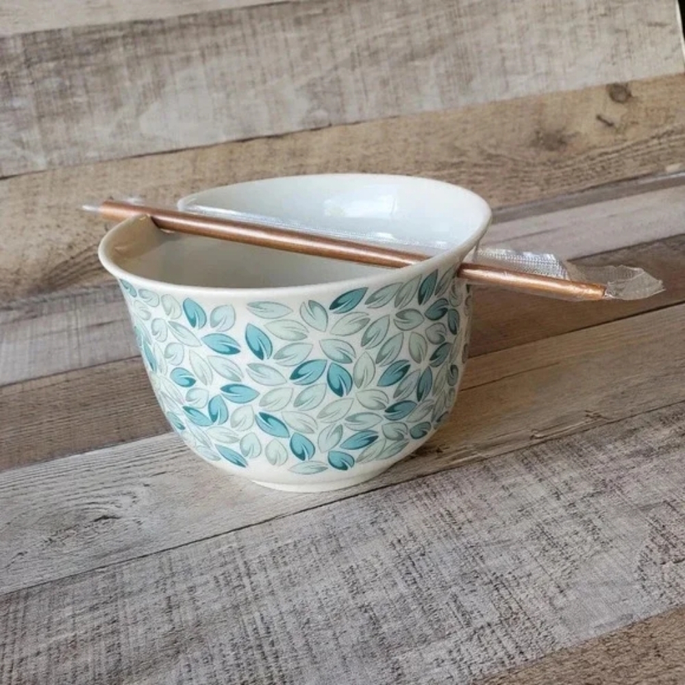 Noodle Bowl with Wooden Chopsticks sz 24 fl oz NIB/NWT